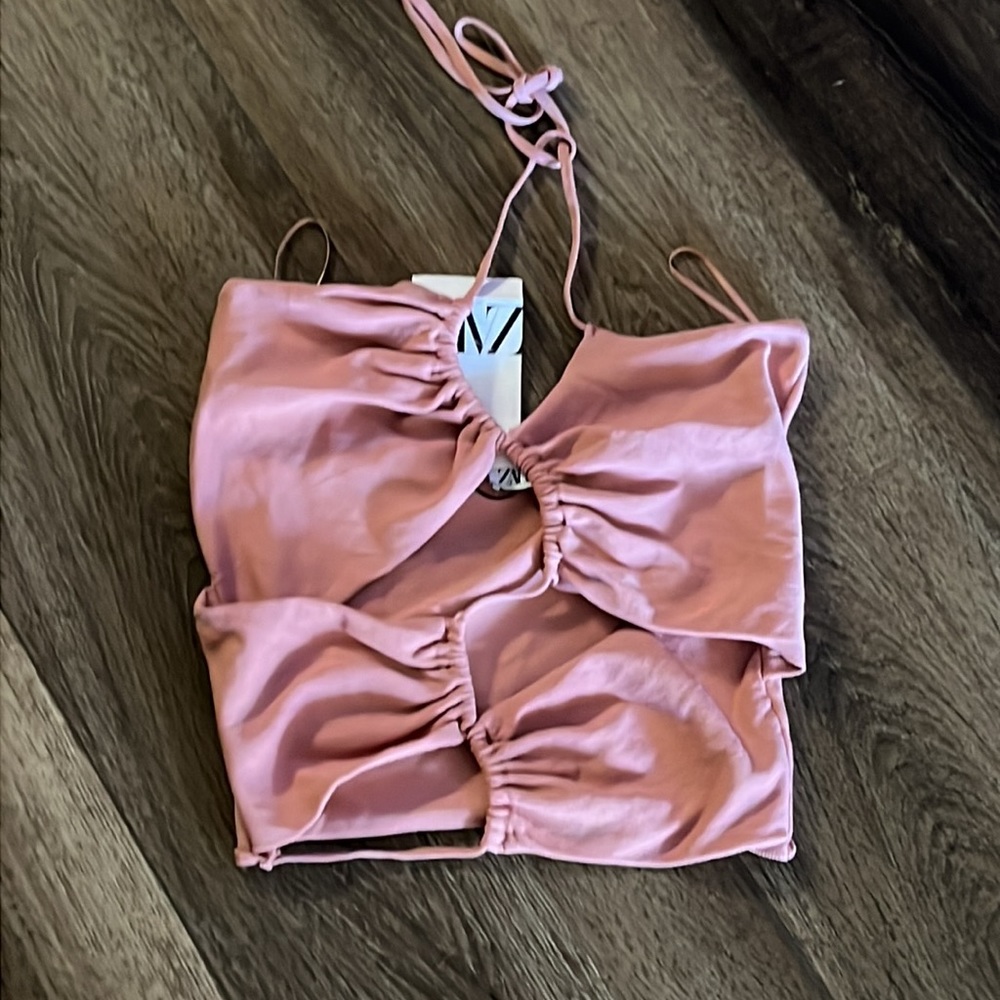 Zara Crop Top 🌸🌸 - Picture 2 of 10
